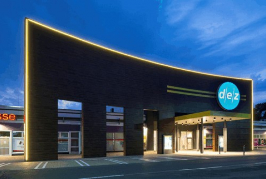 Einkaufszentrum, Typ Einkaufszentrum ✩ dez-Einkaufszentrum in Kassel